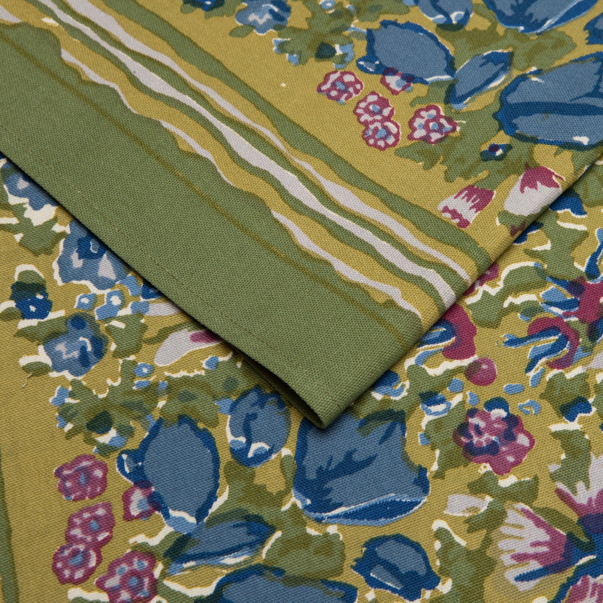 Jardin Blue & Green Table Runner