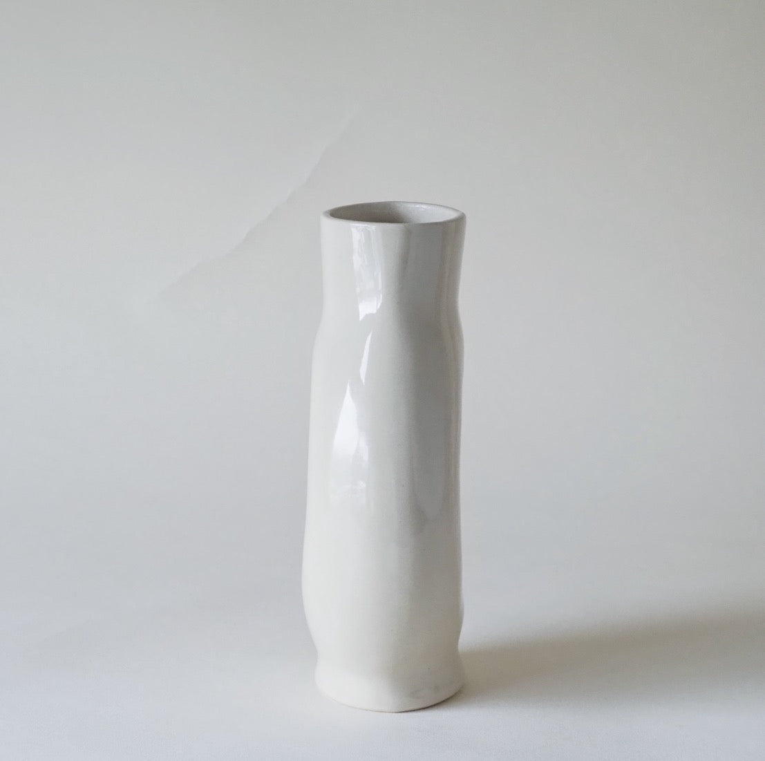 Erika Christine Daisy Vase - Cream