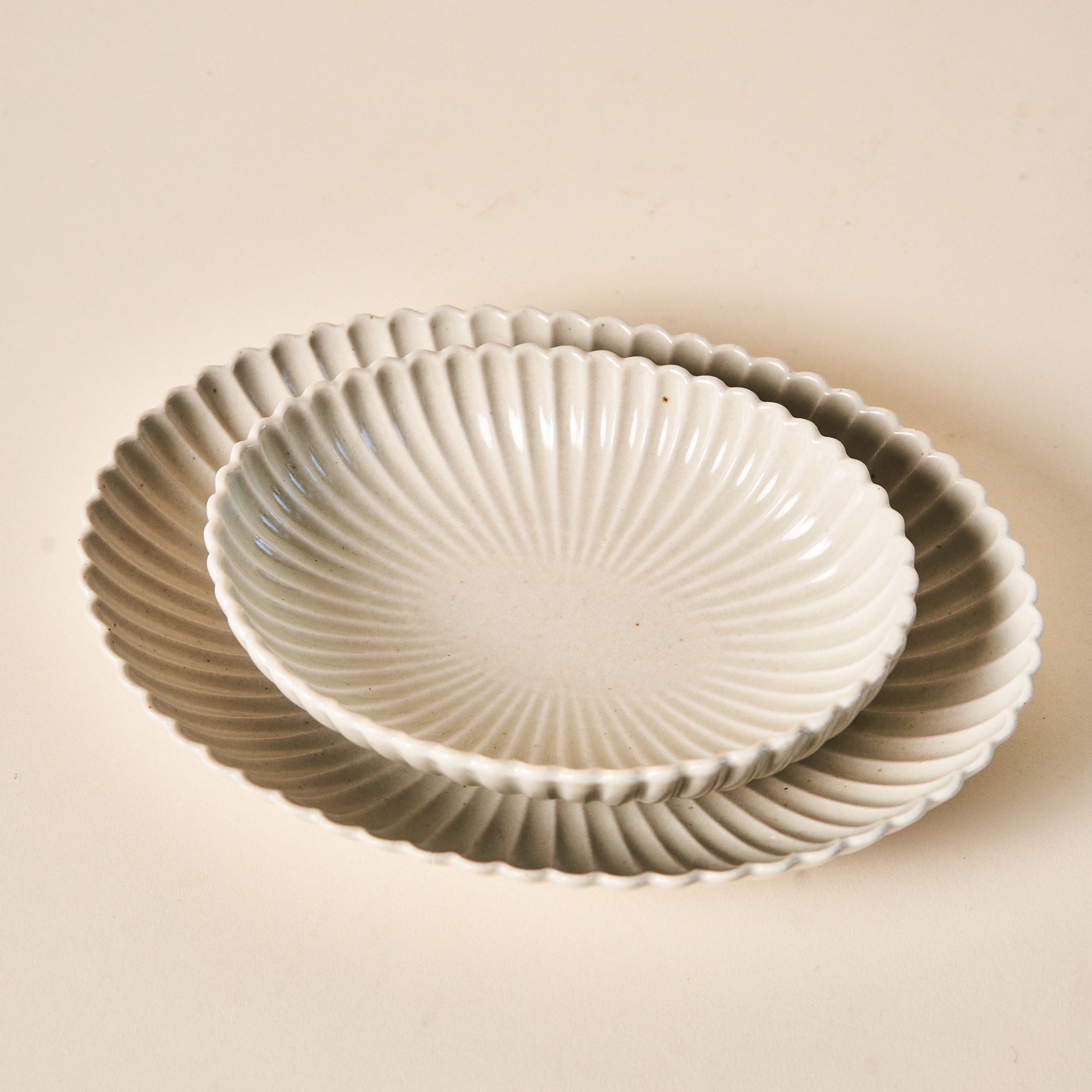 Small Shunshou Oval Bowl by Marumitsu