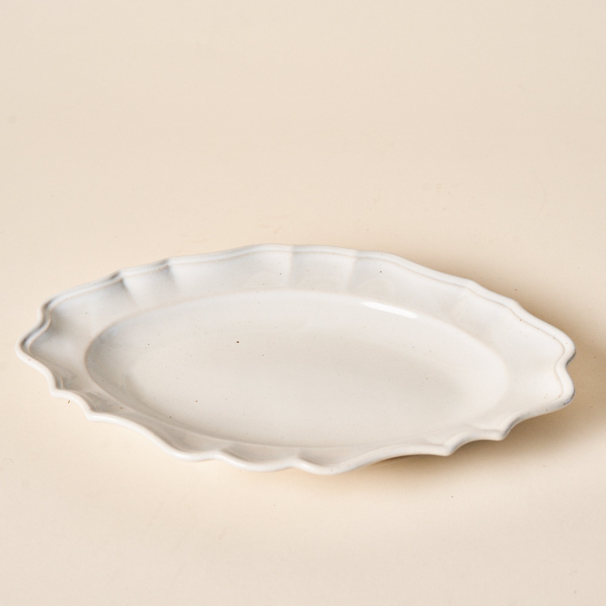 Manoir Oval Plate by Marumitsu