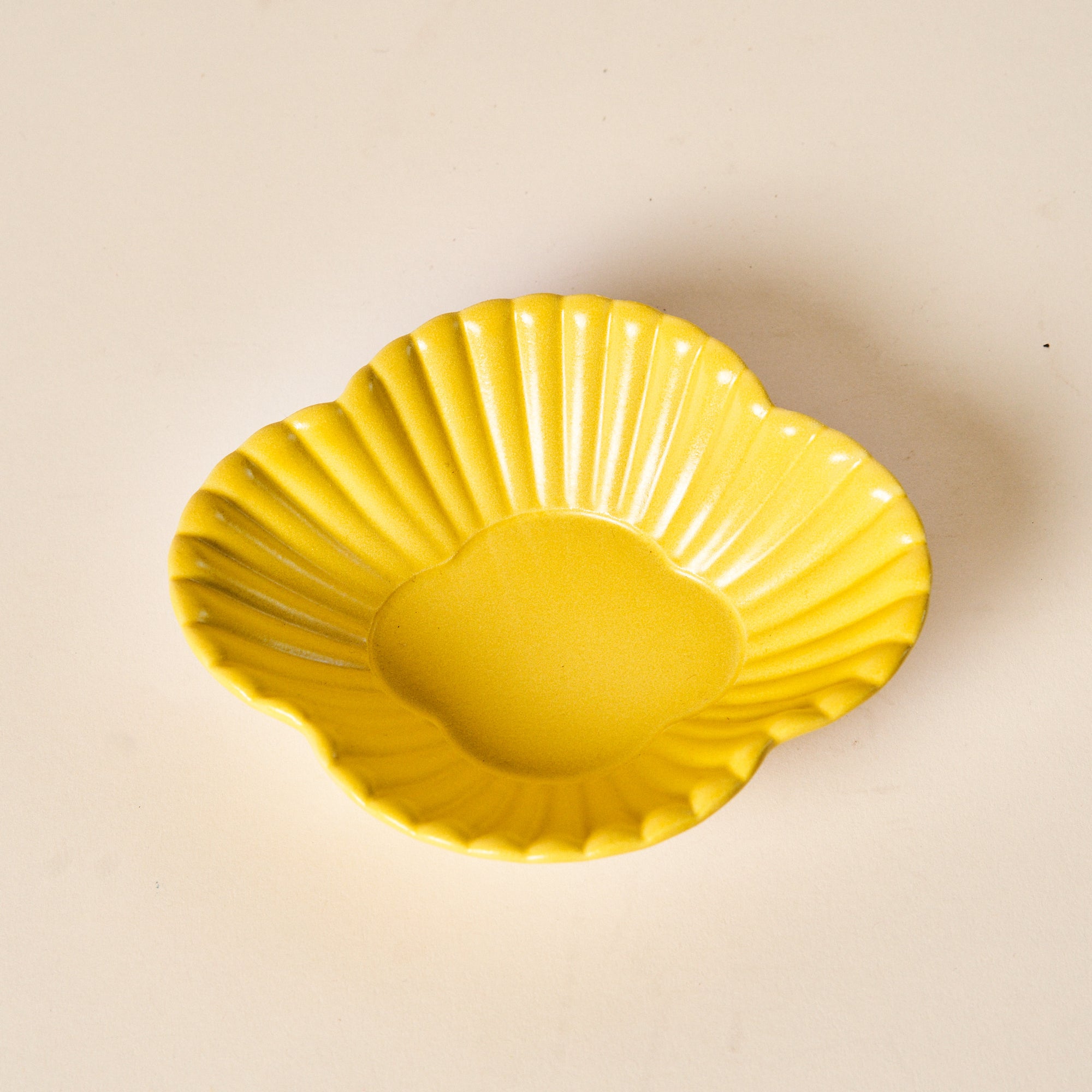 Mini Sun Plate by Marumitsu Potterie